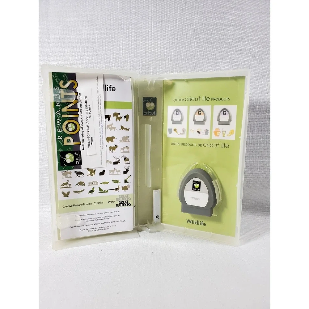 Cricut‎ Lite Wildlife Cartridge – Complete w/ Case, Keypad Overlay & Inserts